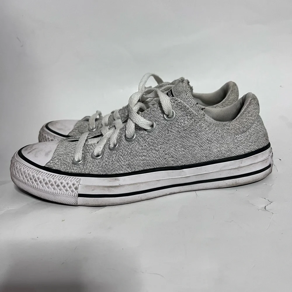 Converse Gray Low Top Chuck Taylors - Picture 3 of 12